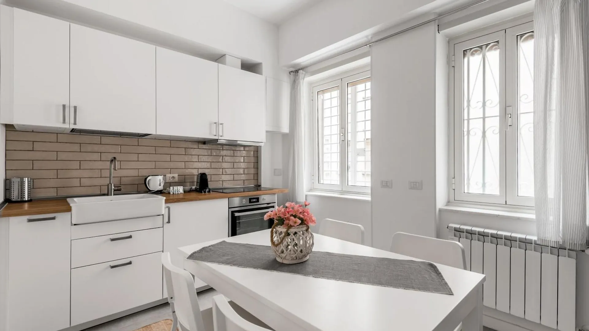 Porta Furba Apartment Řím